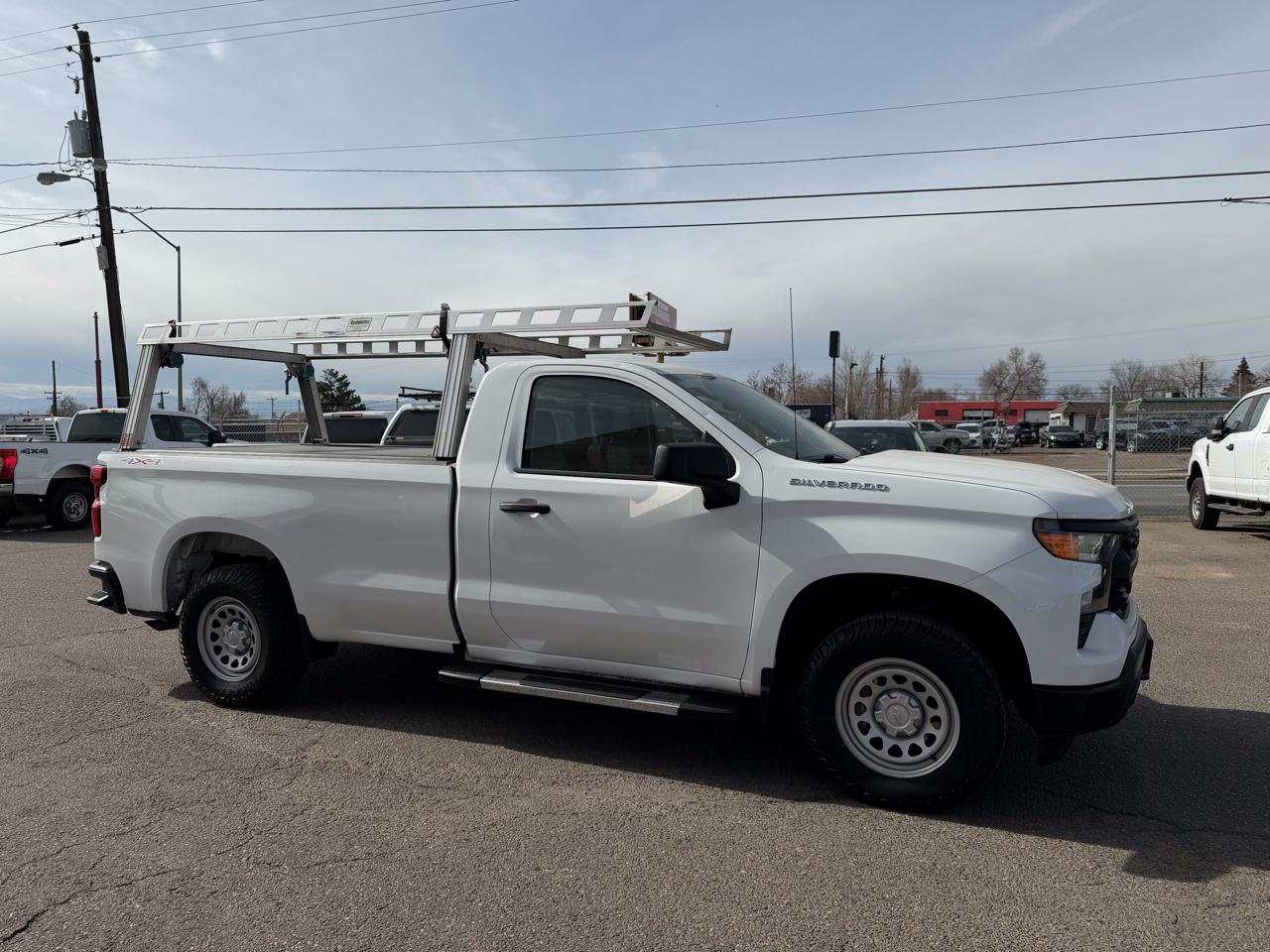 2022 Chevrolet Silverado 1500 4WD Reg Cab 140" Work Truck