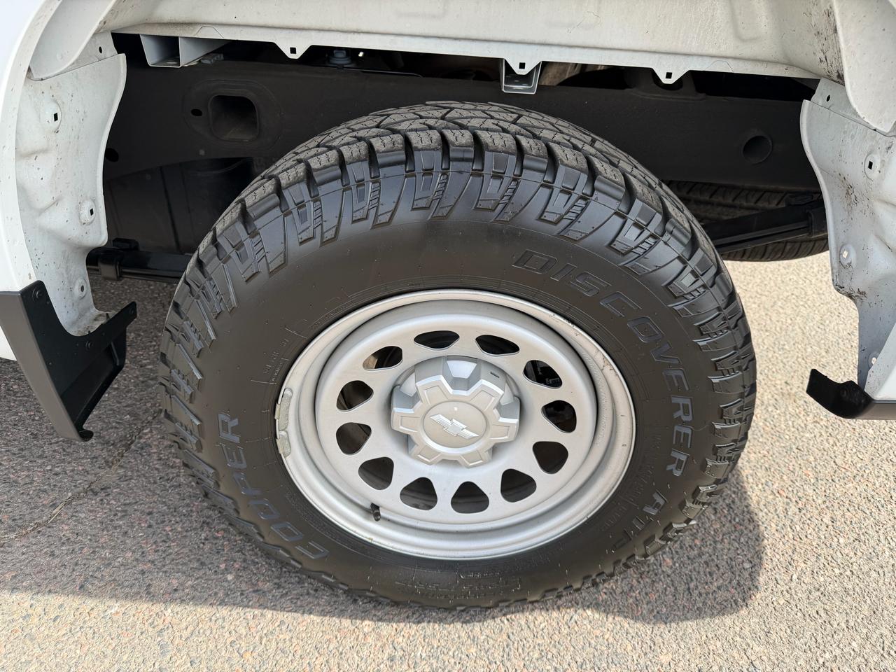 Chevrolet Silverado 1500 4WD Reg Cab 140" Work Truck 2022