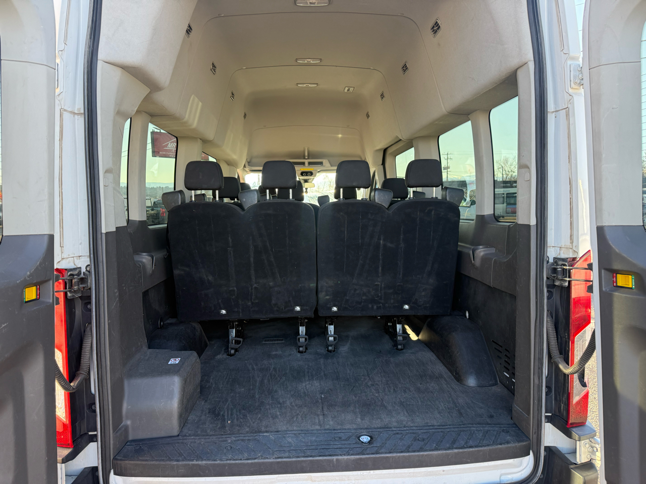 Ford Transit Passenger Wagon T-350 148" High Roof XLT AWD 2020