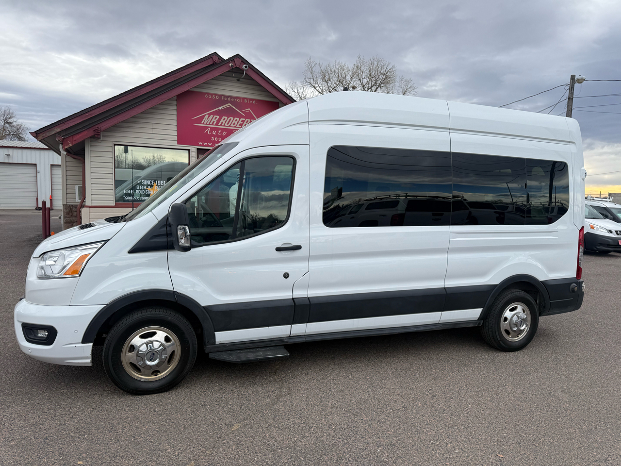 Ford Transit Passenger Wagon T-350 148" High Roof XLT AWD 2020