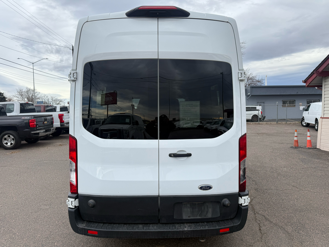 Ford Transit Passenger Wagon T-350 148" High Roof XLT AWD 2020