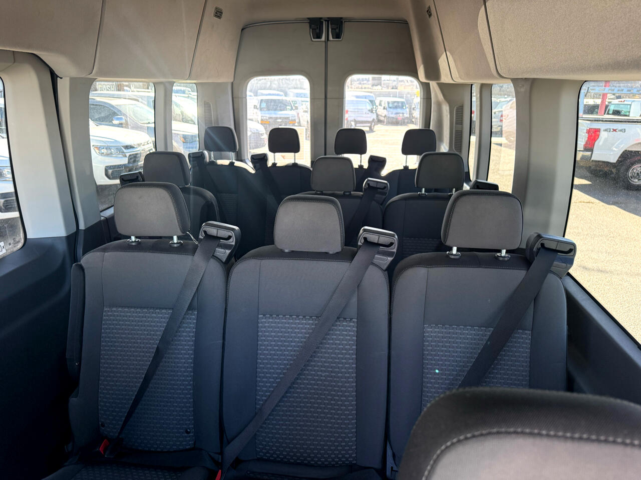 Ford Transit Passenger Wagon T-350 148" High Roof XLT AWD 2020