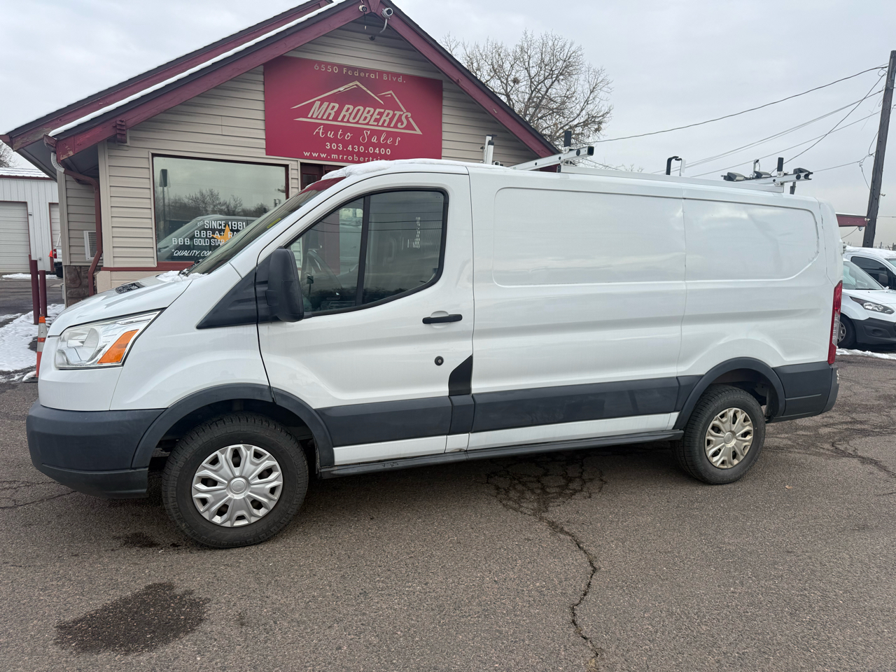 Ford Transit Van T-250 130" Low Rf 9000 GVWR Sliding RH Dr 2017