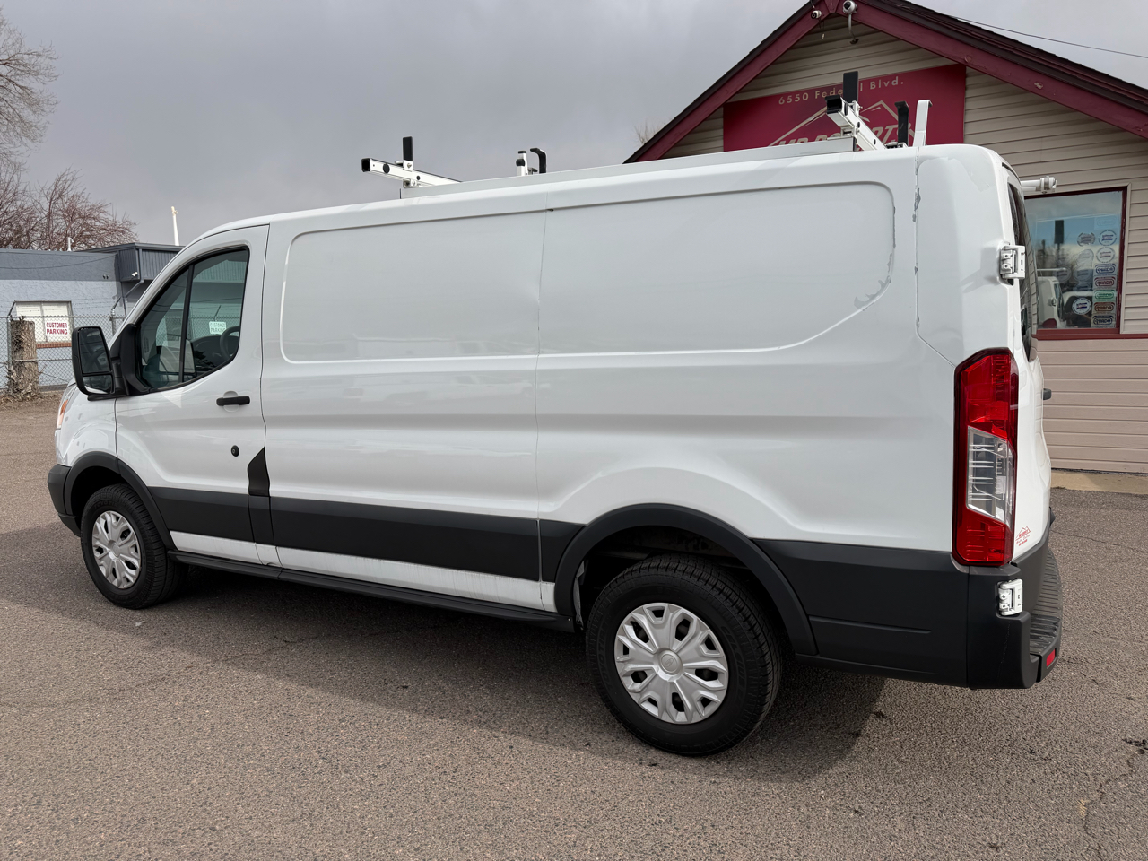 Ford Transit Van T-250 130" Low Rf 9000 GVWR Sliding RH Dr 2017