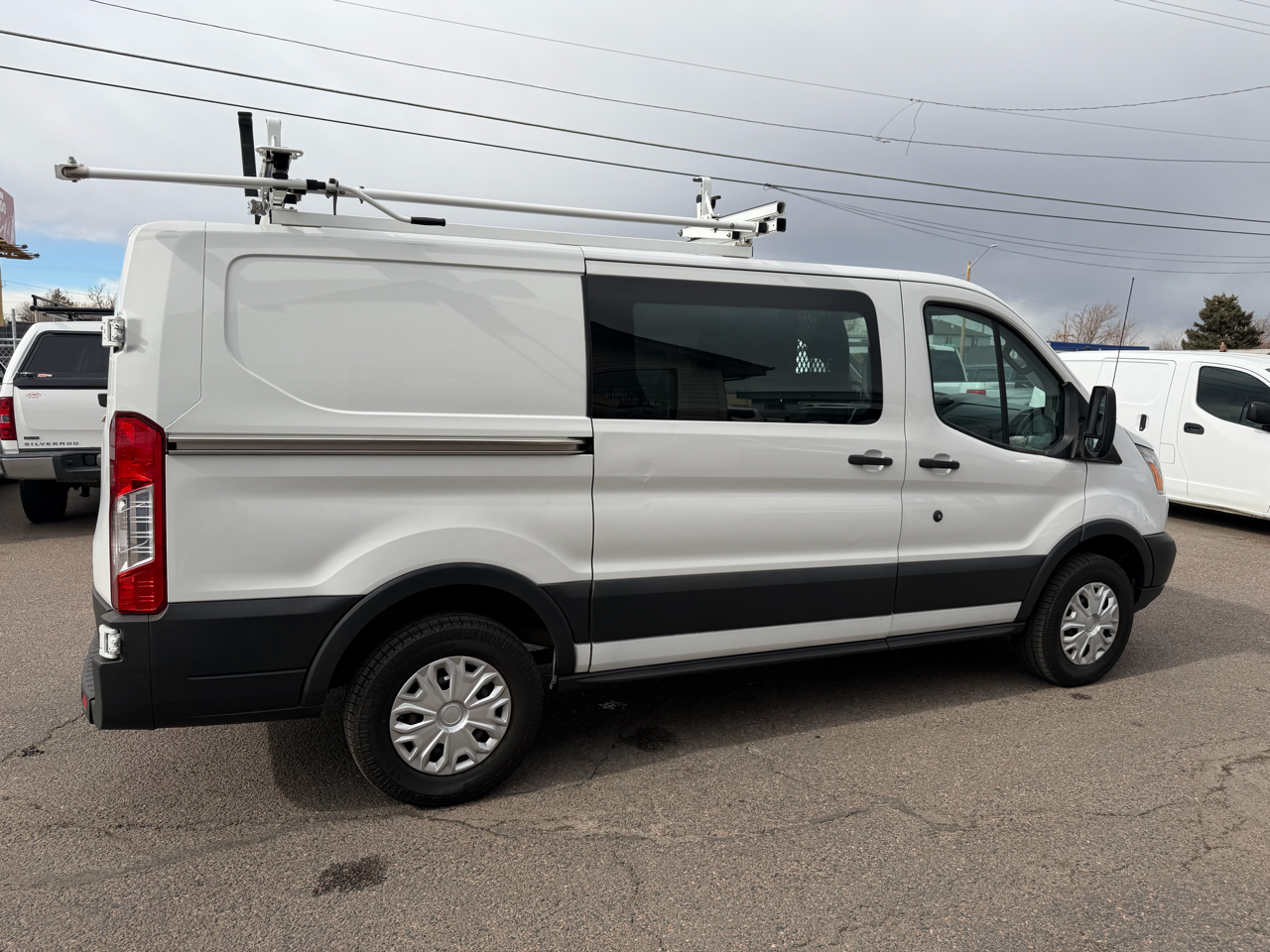 Ford Transit Van T-250 130" Low Rf 9000 GVWR Sliding RH Dr 2017