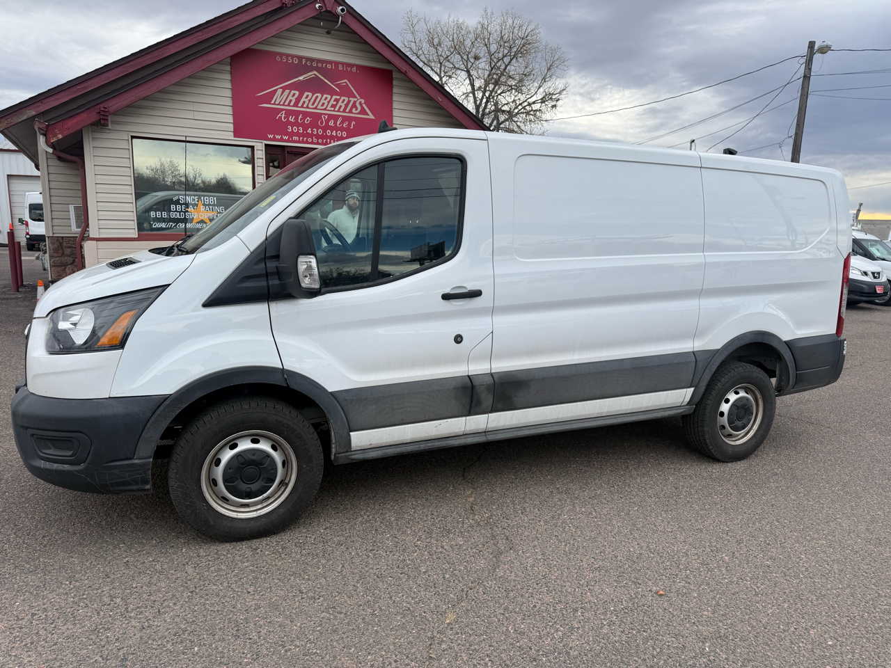 Ford Transit Cargo Van T-250 130" Low Rf 9070 GVWR RWD 2021