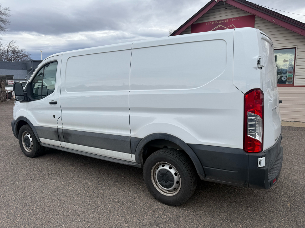 Ford Transit Cargo Van T-250 130" Low Rf 9070 GVWR RWD 2021