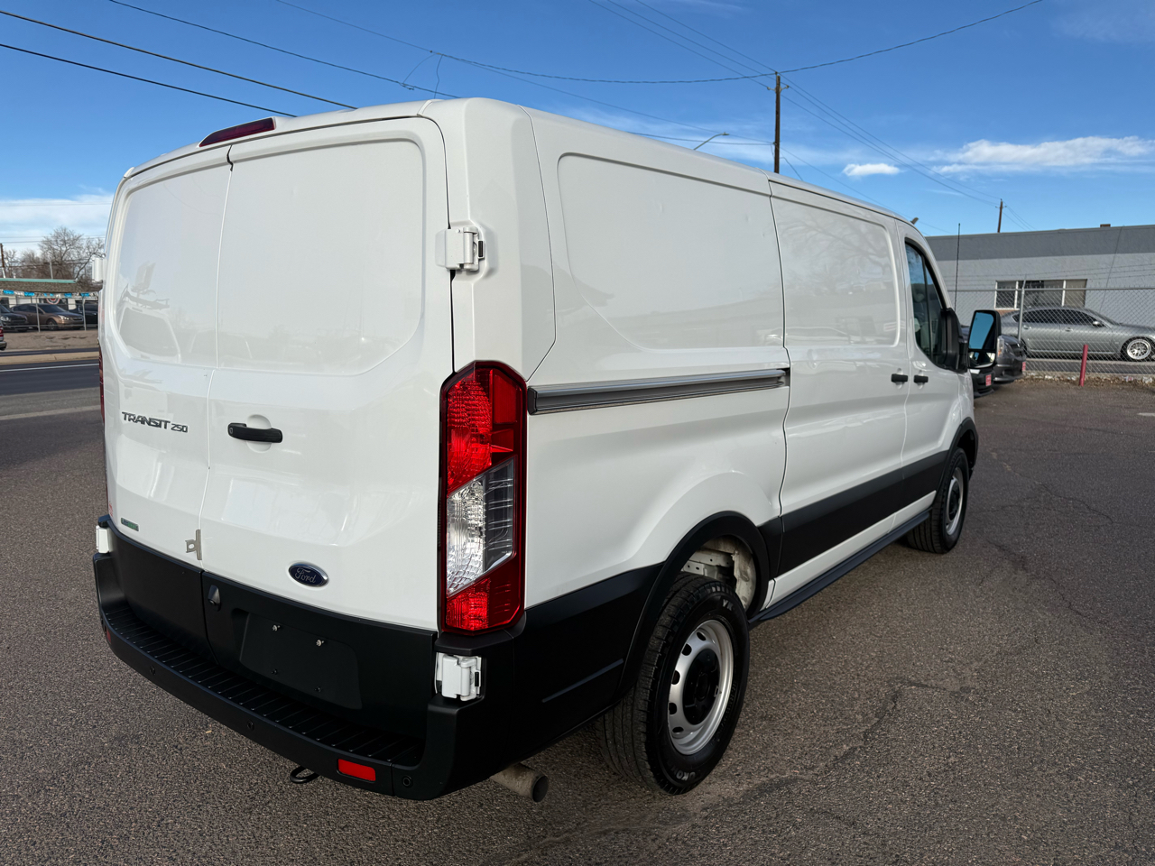 Ford Transit Cargo Van T-250 130" Low Rf 9070 GVWR RWD 2021