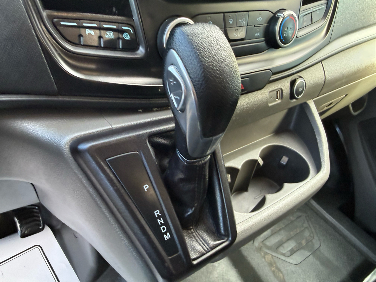 Ford Transit Cargo Van T-250 130" Low Rf 9070 GVWR RWD 2021