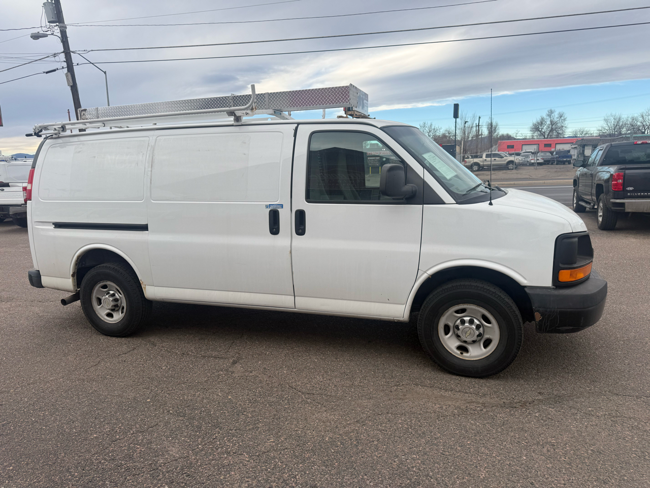 2014 Chevrolet Express Cargo Van RWD 3500 135"