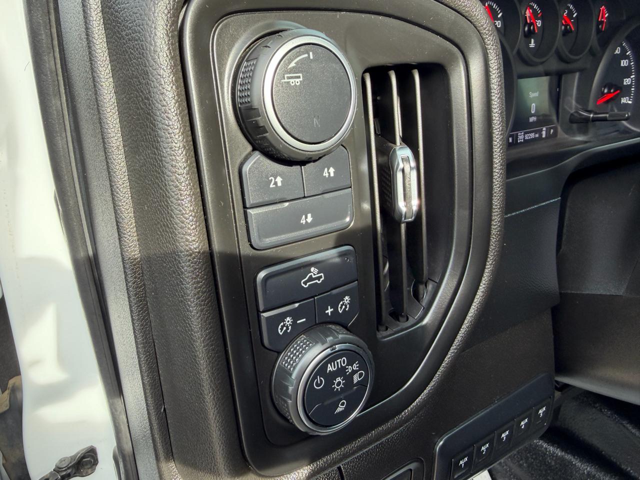 Chevrolet Silverado 2500HD 4WD Double Cab 162" Work Truck 2022