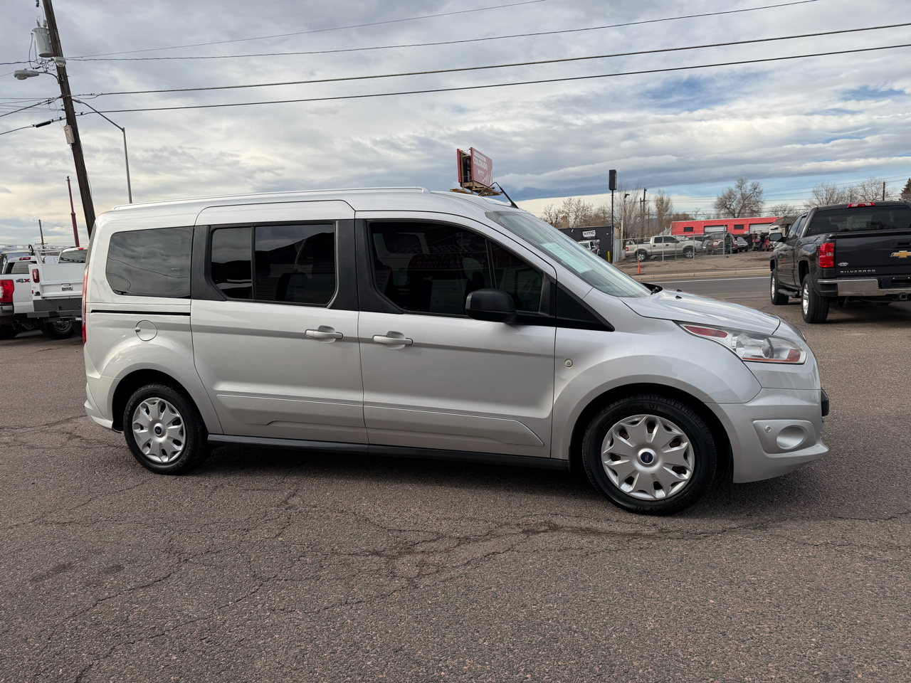 2018 Ford Transit XL's photo