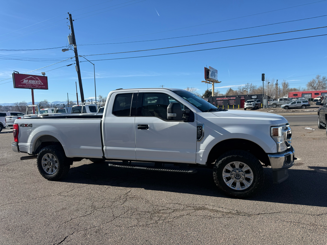 Ford Super Duty F-250 SRW XLT 4WD SuperCab 8' Box 2021