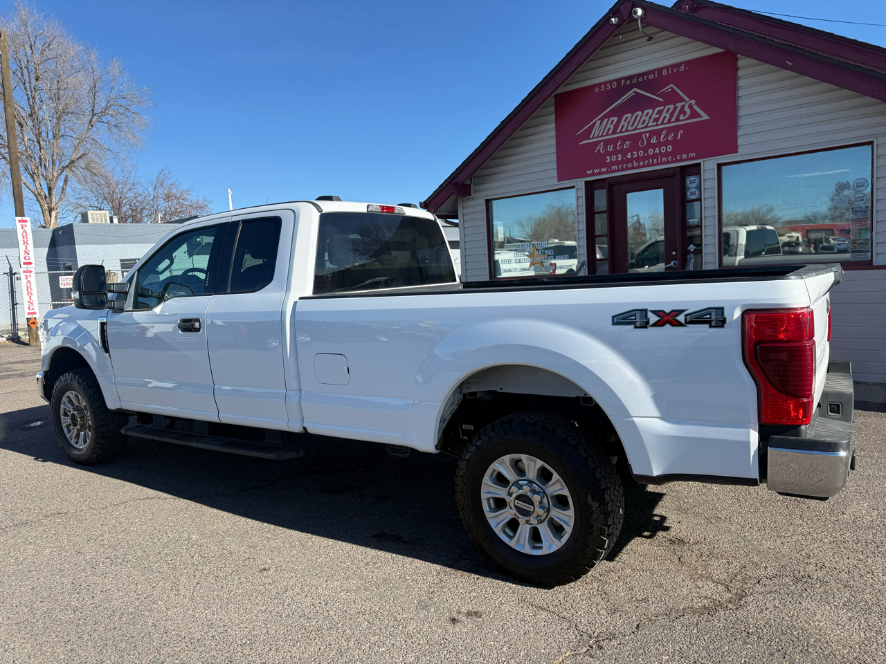 Ford Super Duty F-250 SRW XLT 4WD SuperCab 8' Box 2021