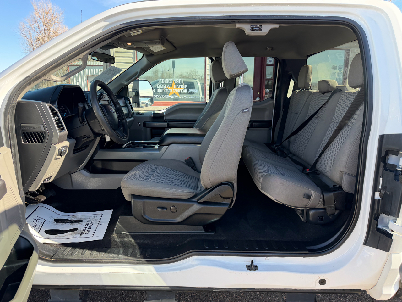 Ford Super Duty F-250 SRW XLT 4WD SuperCab 8' Box 2021