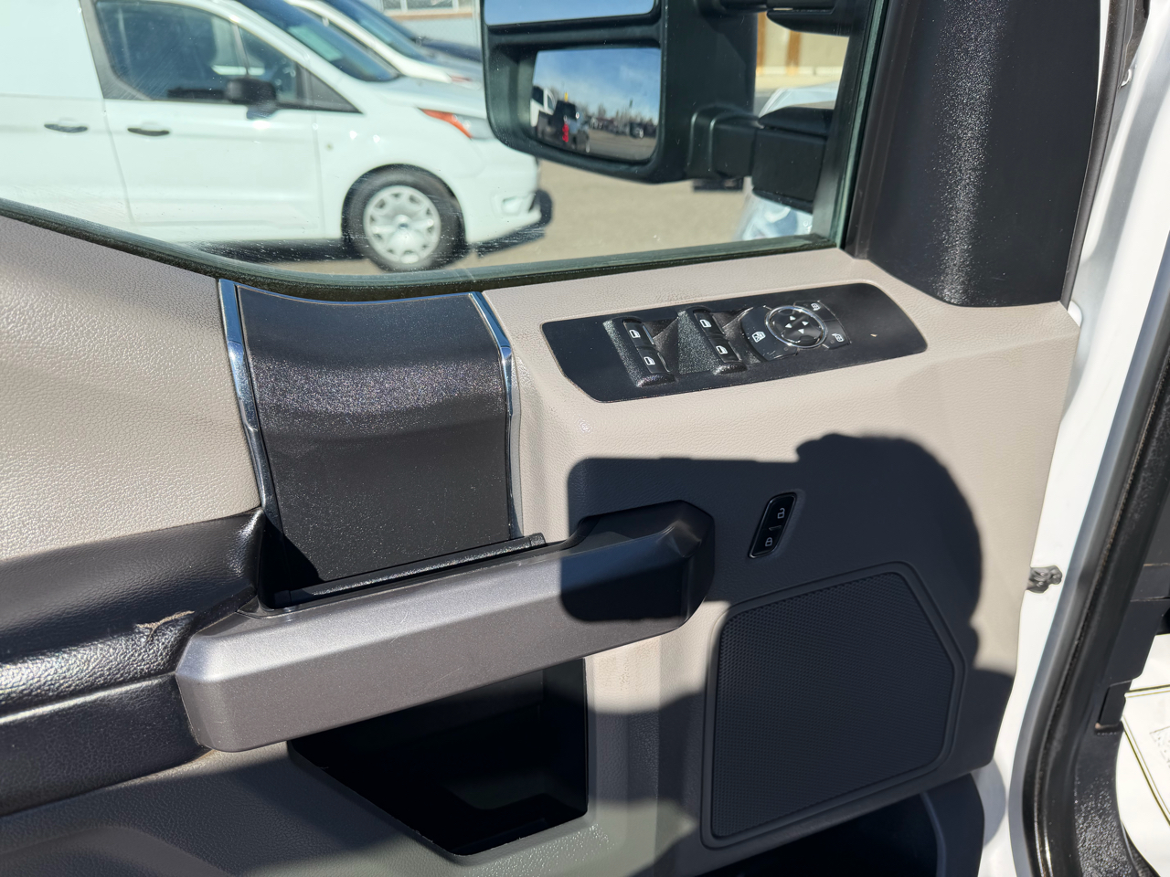 Ford Super Duty F-250 SRW XLT 4WD SuperCab 8' Box 2021