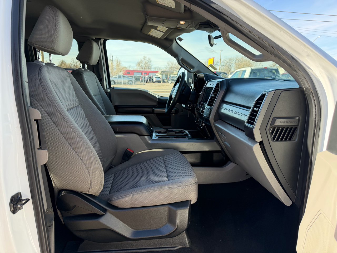 Ford Super Duty F-250 SRW XLT 4WD SuperCab 8' Box 2021