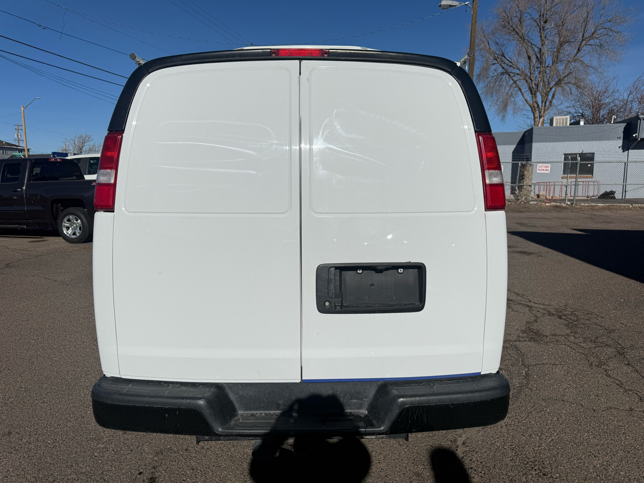 Chevrolet Express Cargo Van RWD 2500 135" 2021