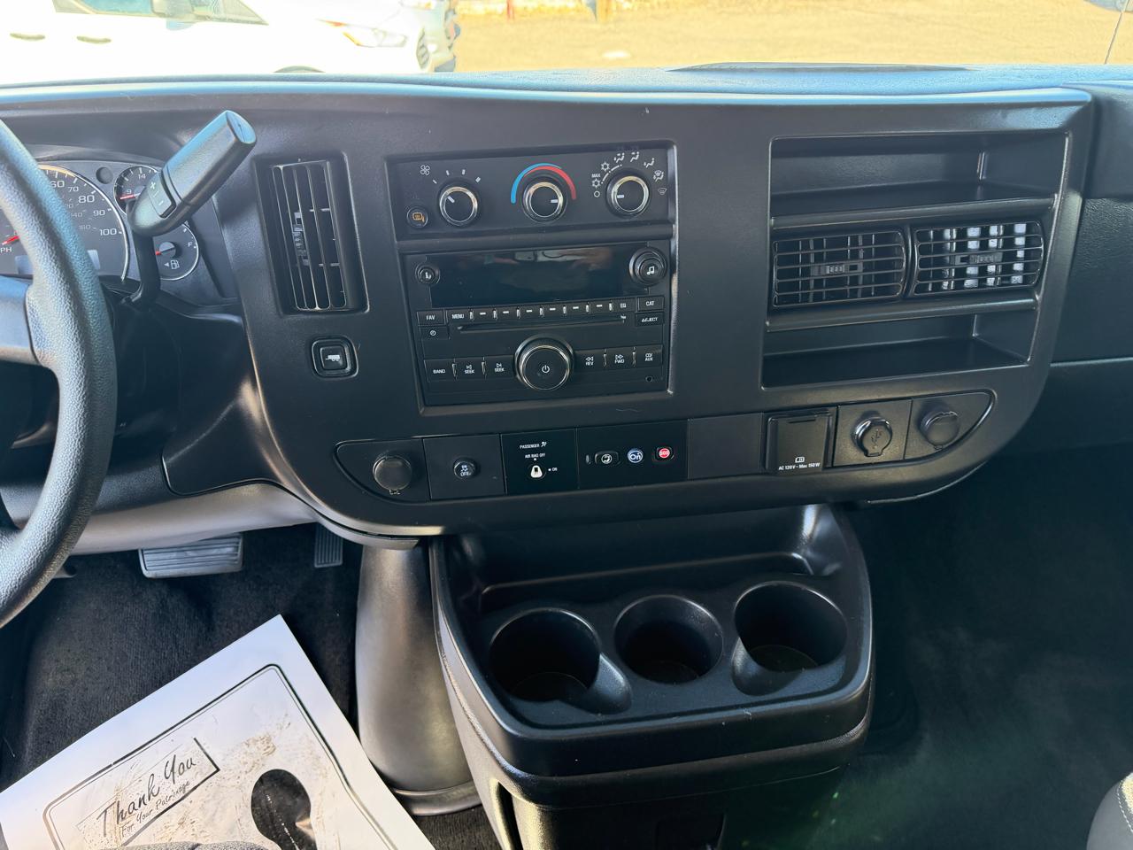 Chevrolet Express Passenger RWD 3500 155" LT w/1LT 2017