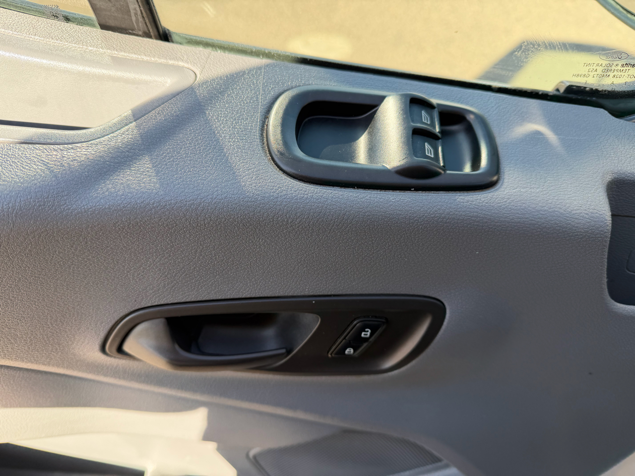 Ford Transit Van T-250 130" Low Rf 9000 GVWR Sliding RH Dr 2018