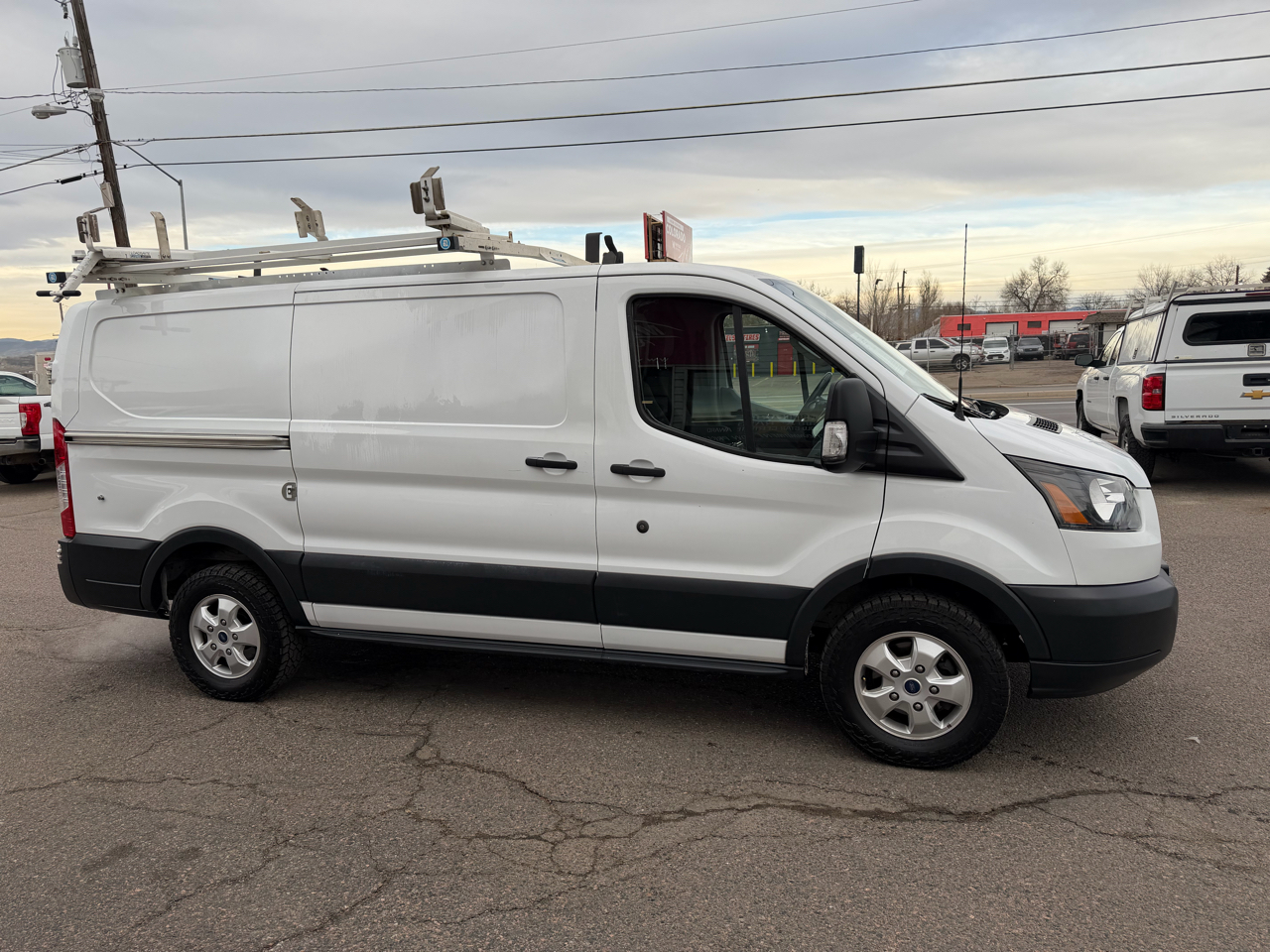 Ford Transit Van T-250 130" Low Rf 9000 GVWR Sliding RH Dr 2018