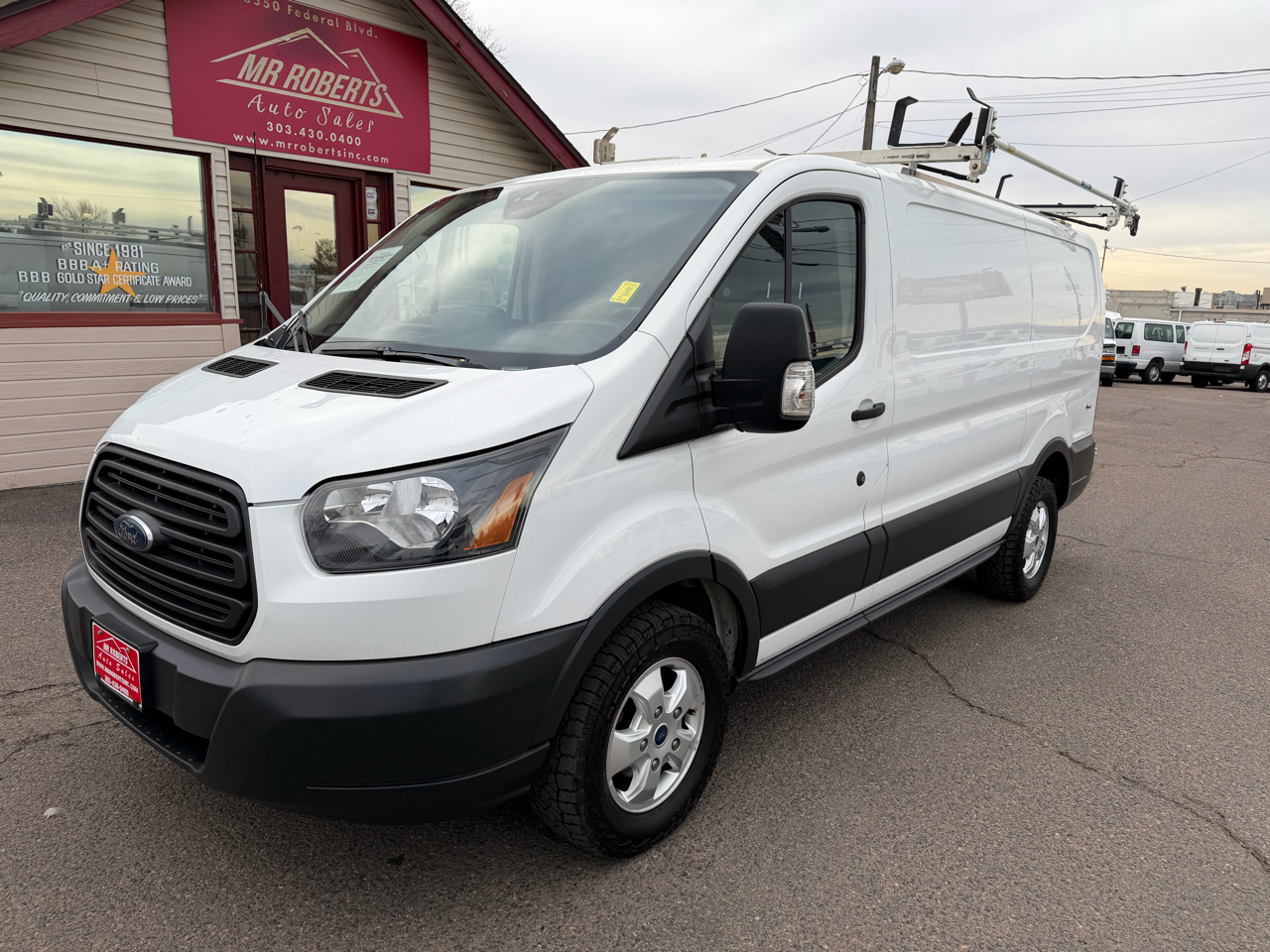 Ford Transit Van T-250 130" Low Rf 9000 GVWR Sliding RH Dr 2018