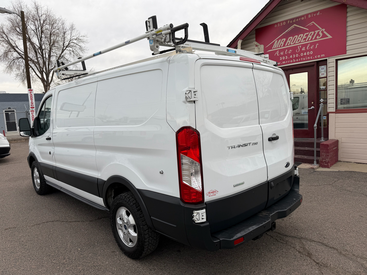 Ford Transit Van T-250 130" Low Rf 9000 GVWR Sliding RH Dr 2018