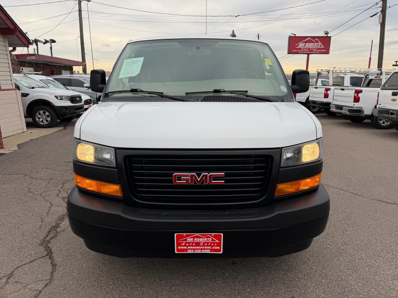 GMC Savana Cargo Van RWD 3500 155" 2023