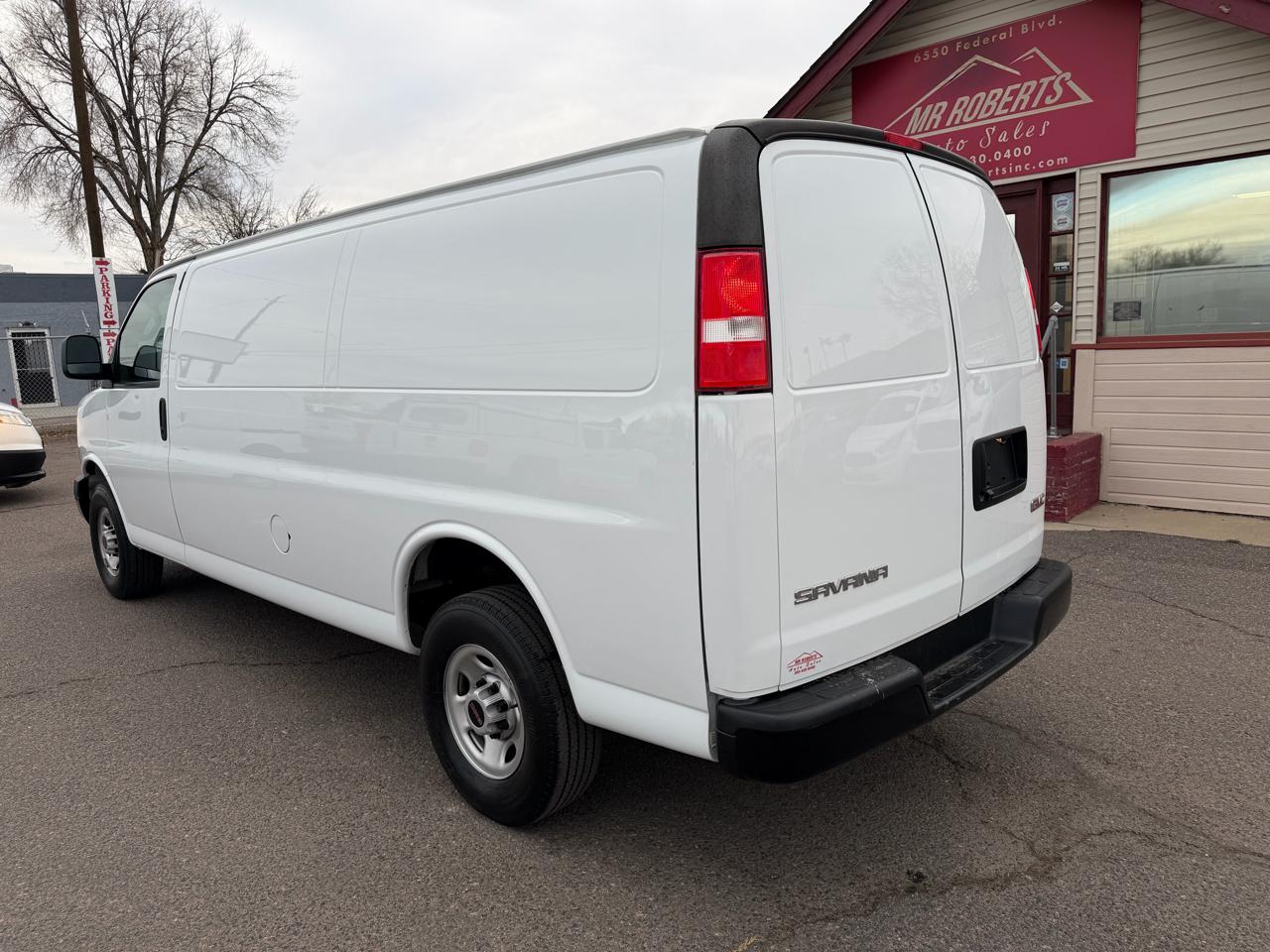 GMC Savana Cargo Van RWD 3500 155" 2023