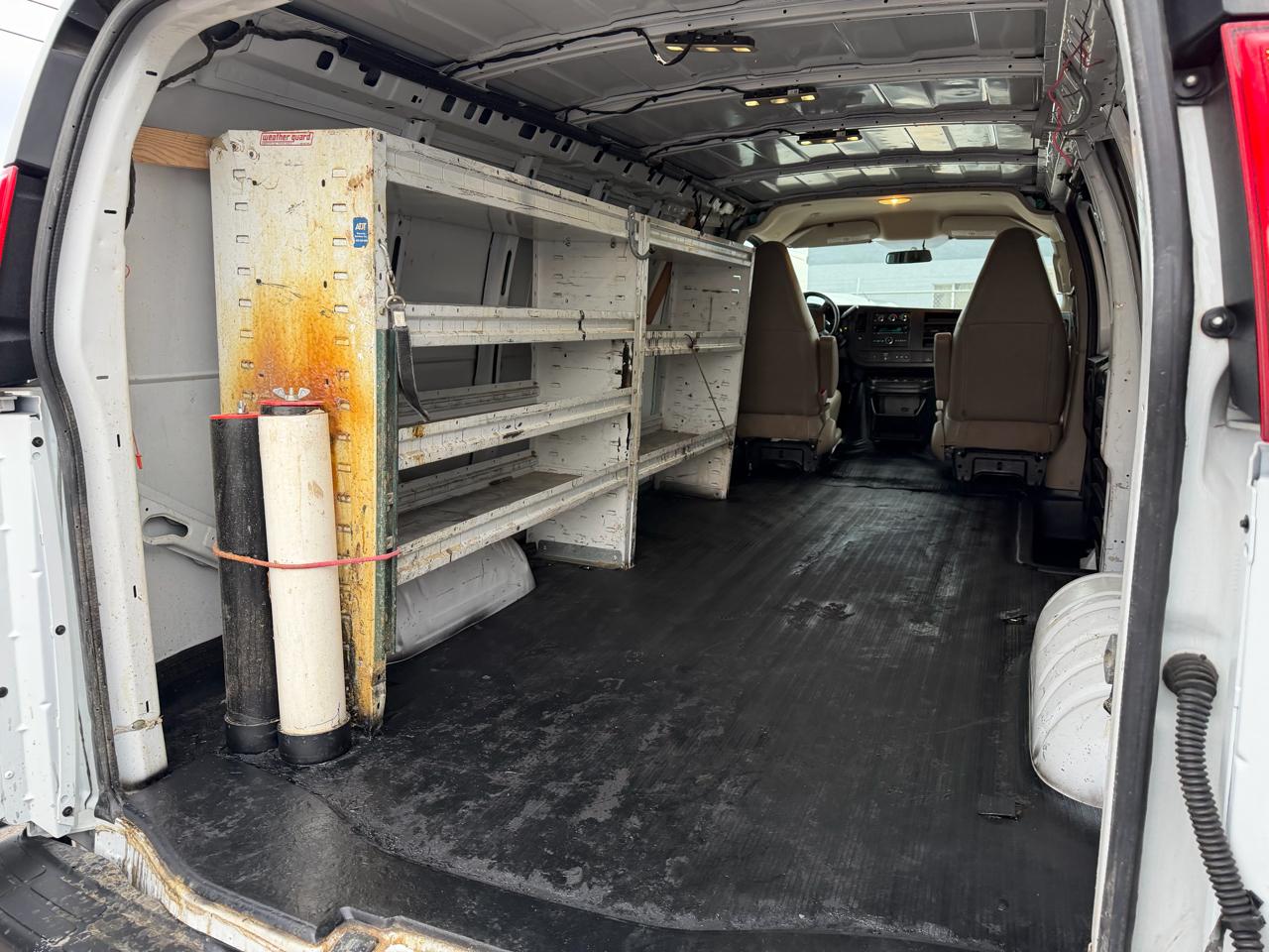 GMC Savana Cargo Van RWD 3500 155" 2023