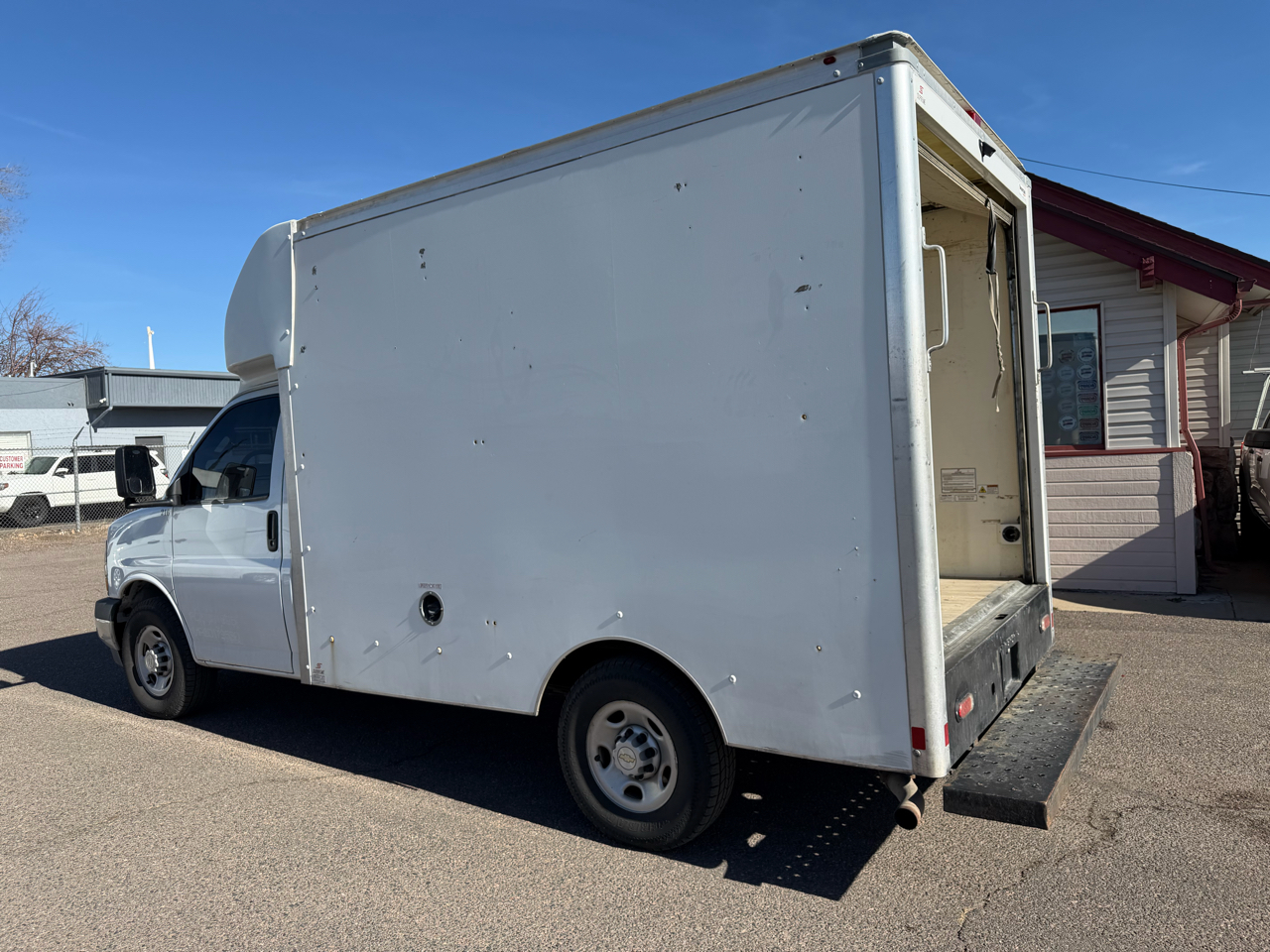 Chevrolet Express Commercial Cutaway 3500 Van 139" 2020