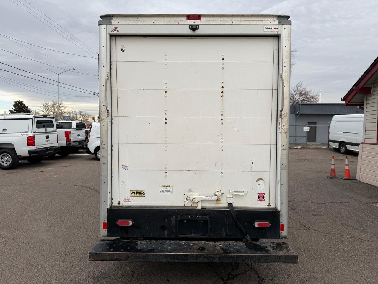 Chevrolet Express Commercial Cutaway 3500 Van 139" 2020