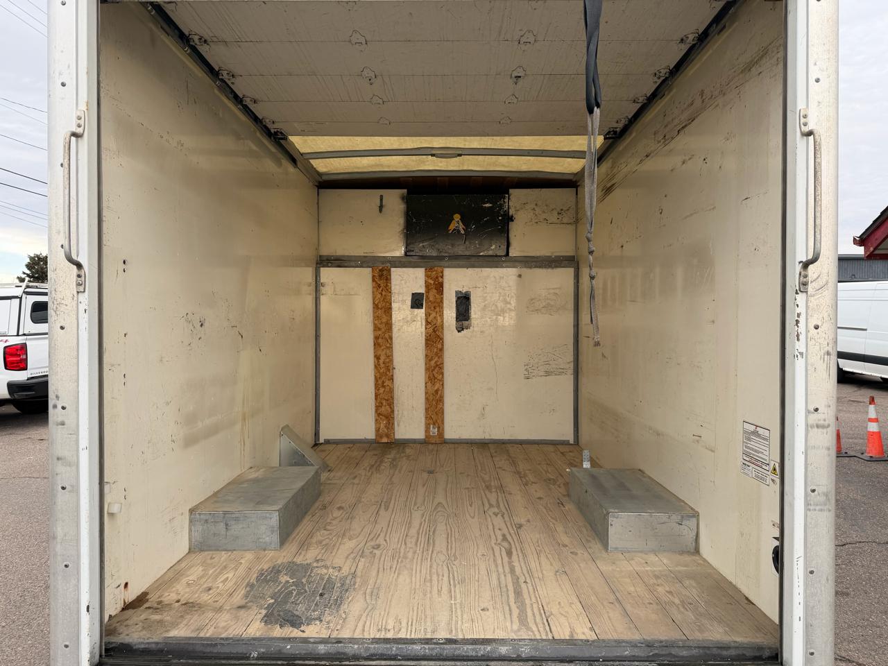 Chevrolet Express Commercial Cutaway 3500 Van 139" 2020