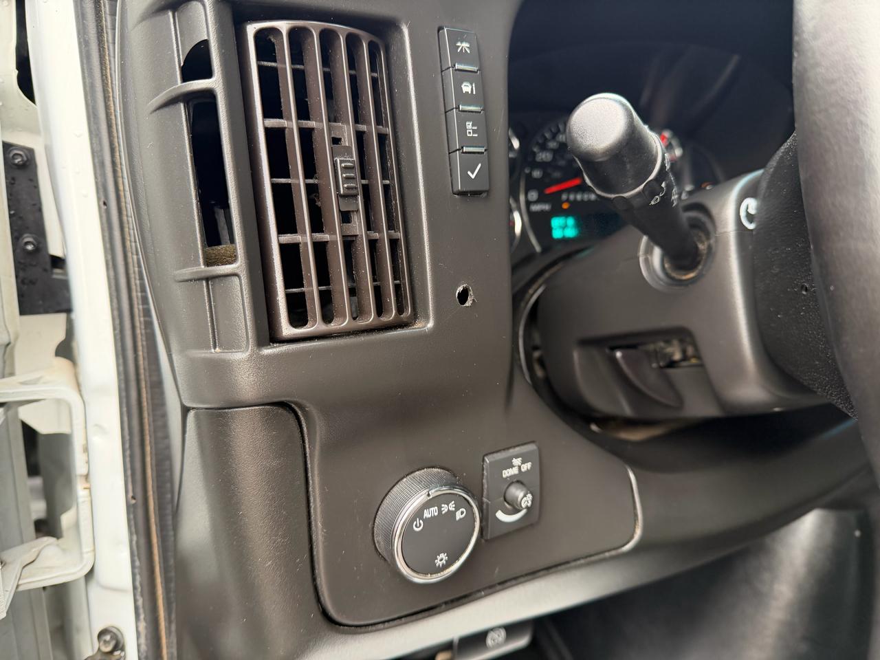 Chevrolet Express Commercial Cutaway 3500 Van 139" 2020