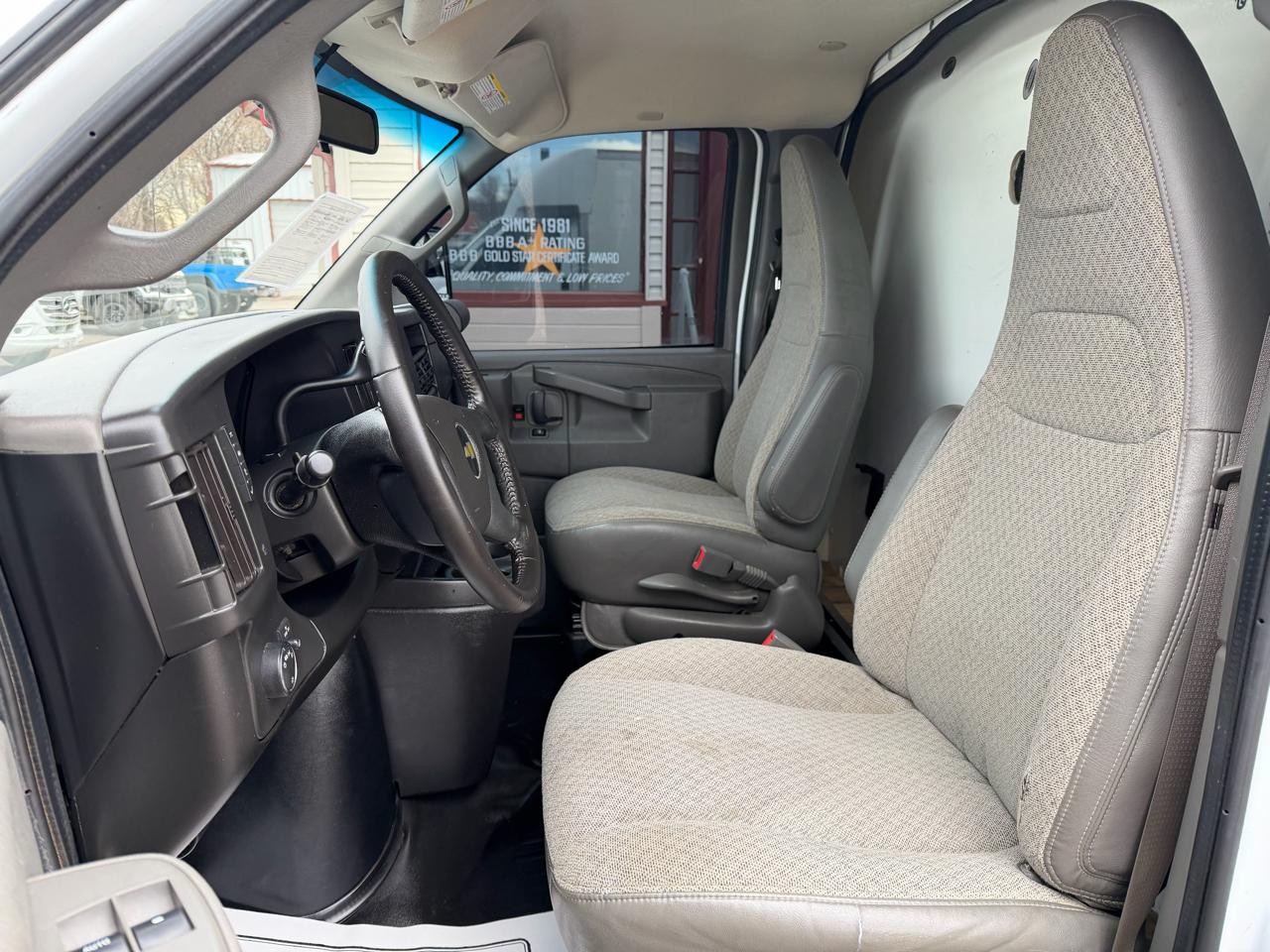 Chevrolet Express Commercial Cutaway 3500 Van 139" 2020