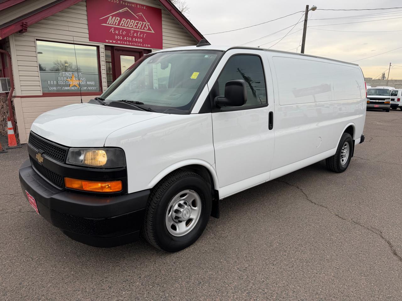 Chevrolet Express Cargo Van RWD 3500 155" 2019