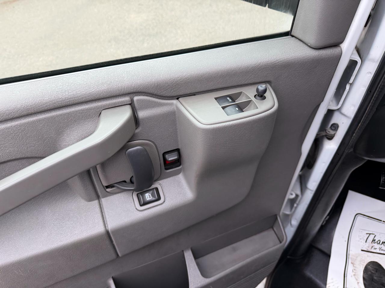 Chevrolet Express Cargo Van RWD 3500 155" 2019