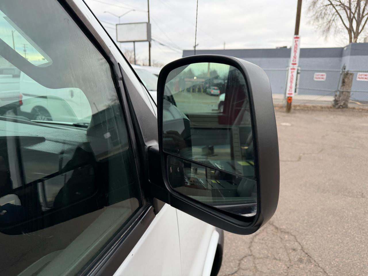 Chevrolet Express Cargo Van RWD 3500 155" 2019