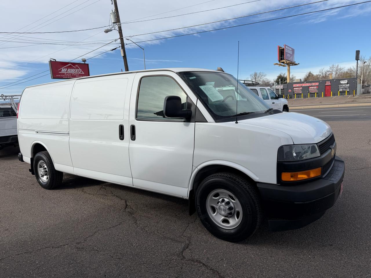 Chevrolet Express Cargo Van RWD 3500 155" 2019