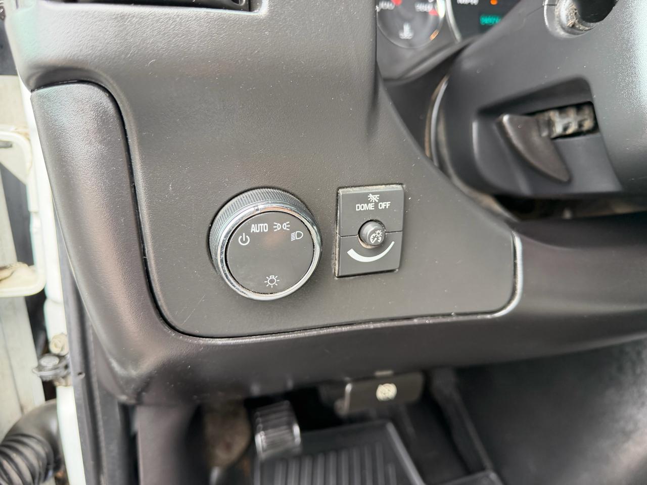 Chevrolet Express Cargo Van AWD 1500 135" 2011