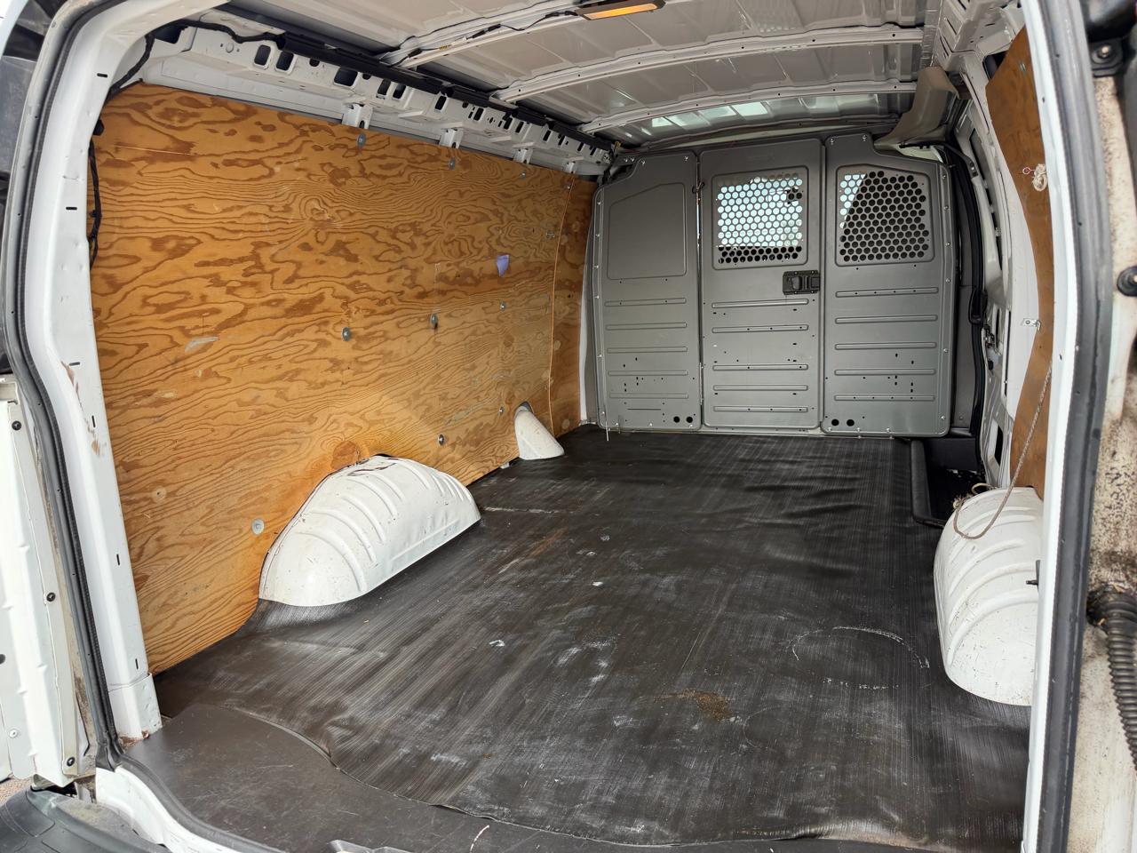 Chevrolet Express Cargo Van AWD 1500 135" 2011