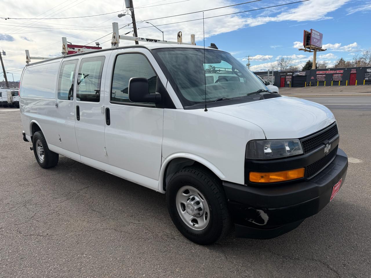 Chevrolet Express Cargo Van RWD 2500 155" 2018
