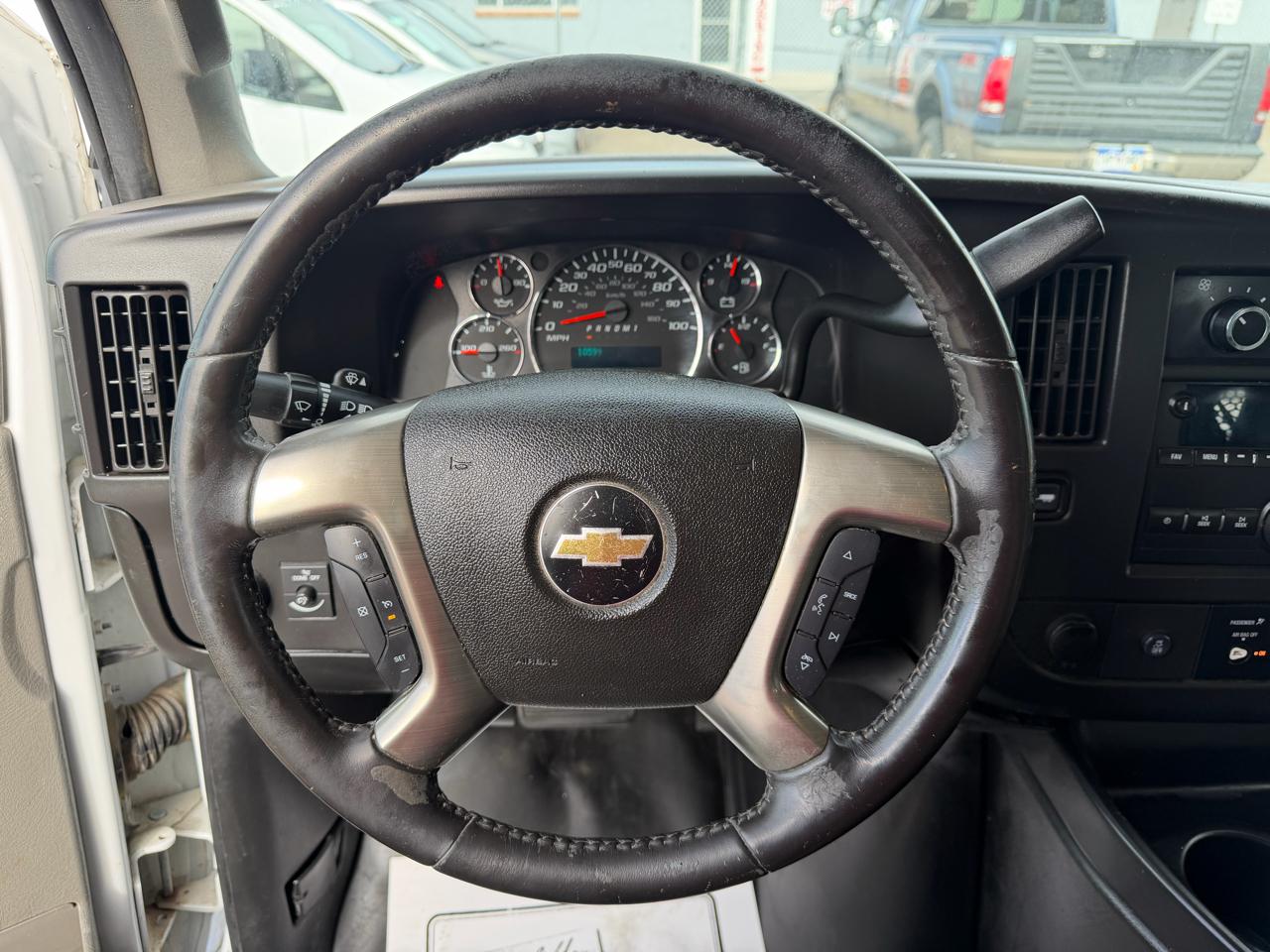 Chevrolet Express Cargo Van RWD 2500 155" 2018