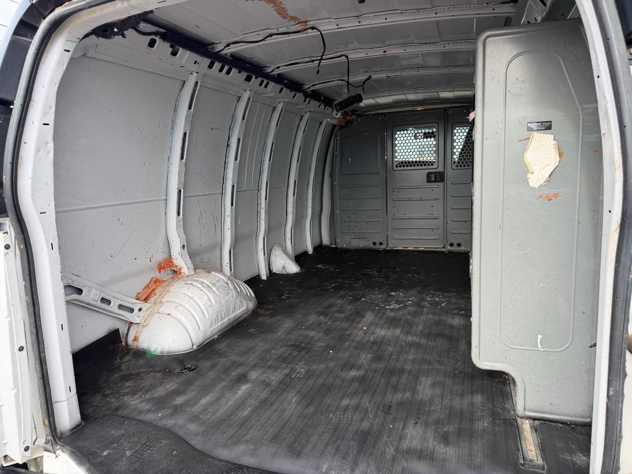 Chevrolet Express Cargo Van RWD 2500 155" 2018