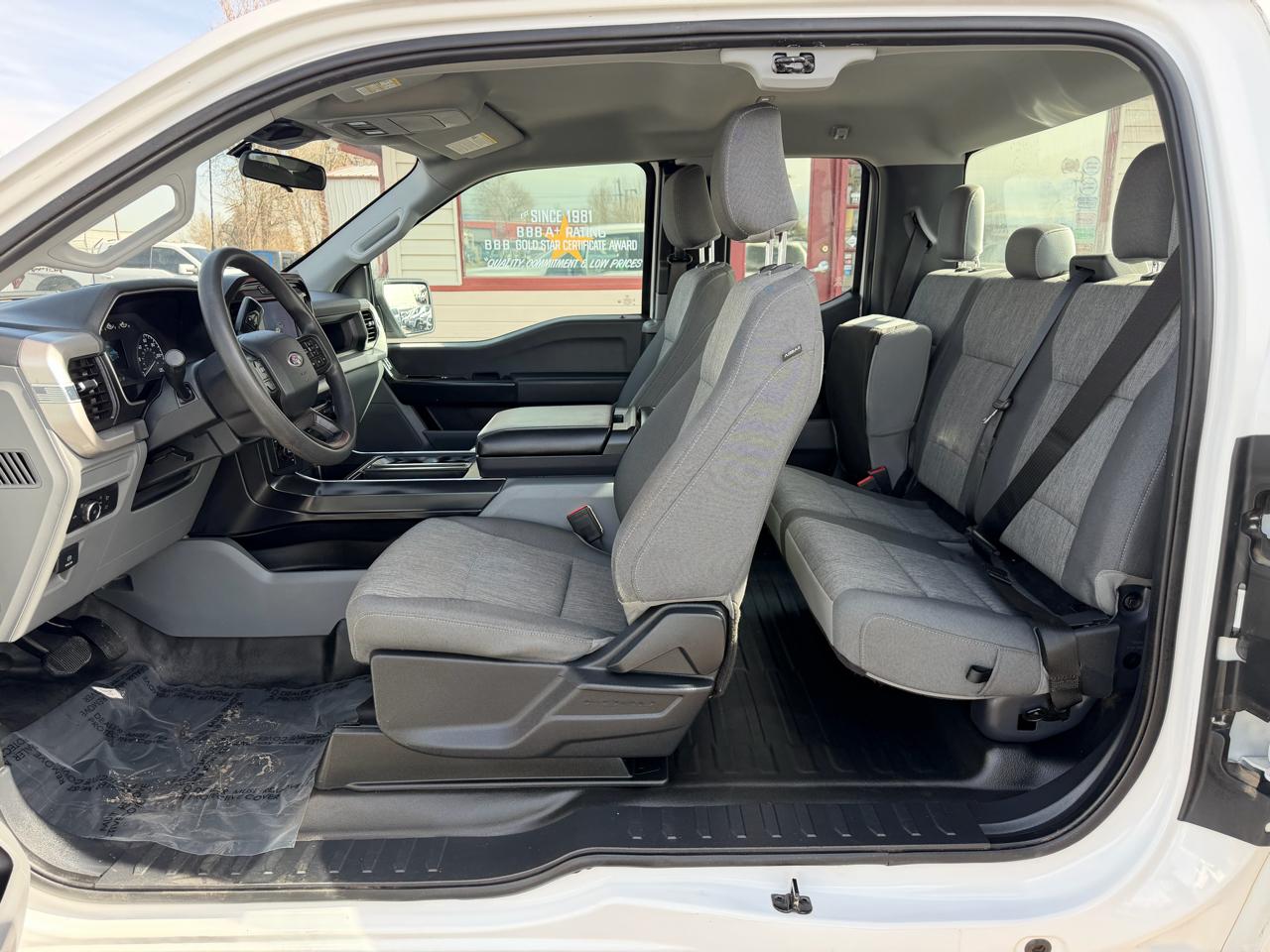 Ford F-150 Supercab 163" XL 4WD 2022