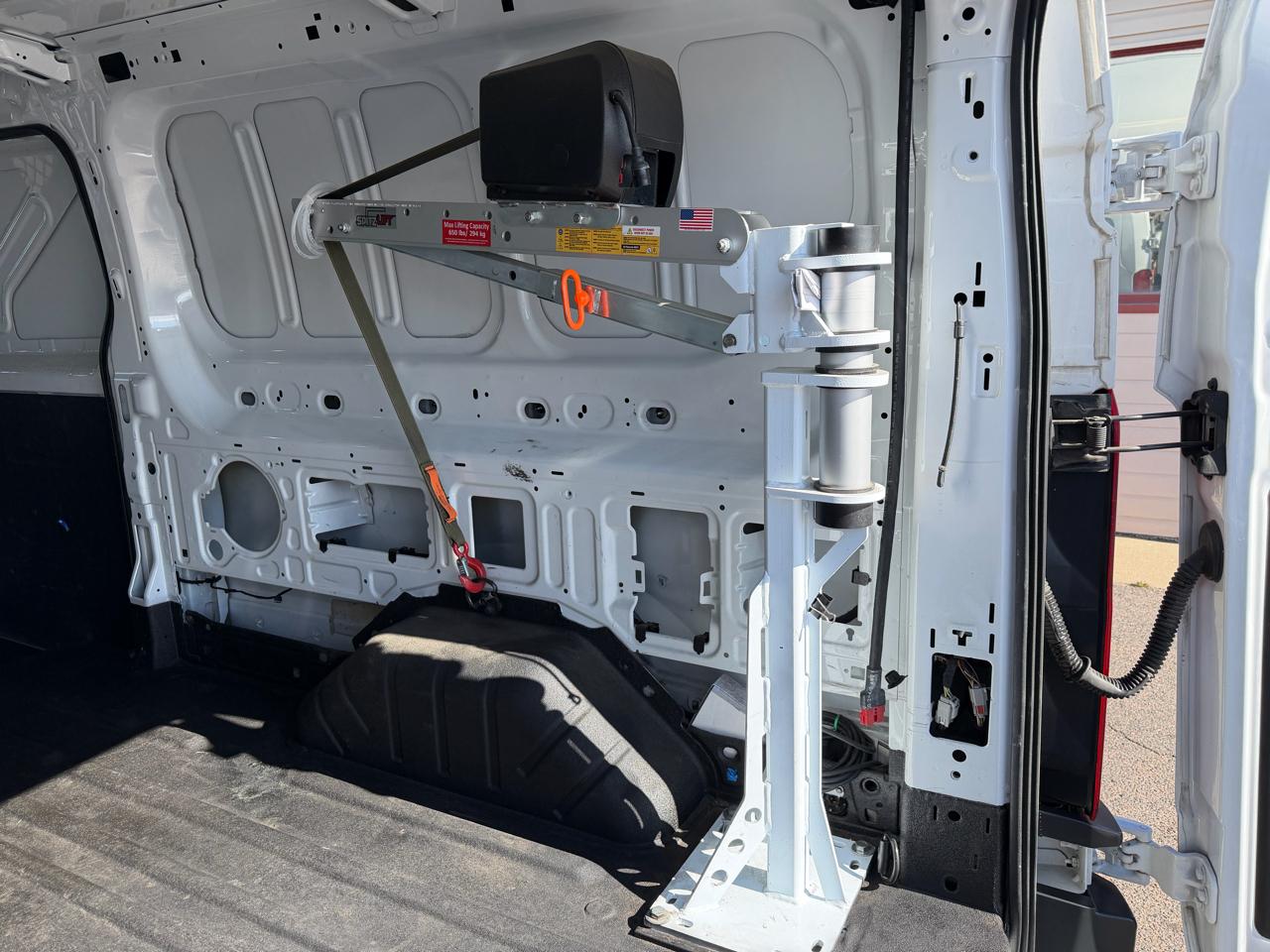 Ford Transit Van T-250 148" Low Rf 9000 GVWR Sliding RH Dr 2018