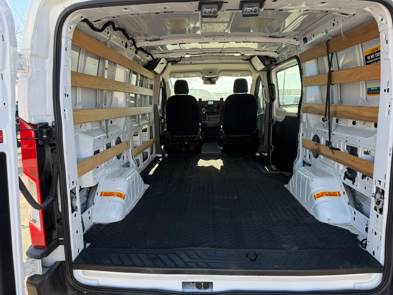 Ford Transit Cargo Van T-250 130" Low Rf 9070 GVWR RWD 2023