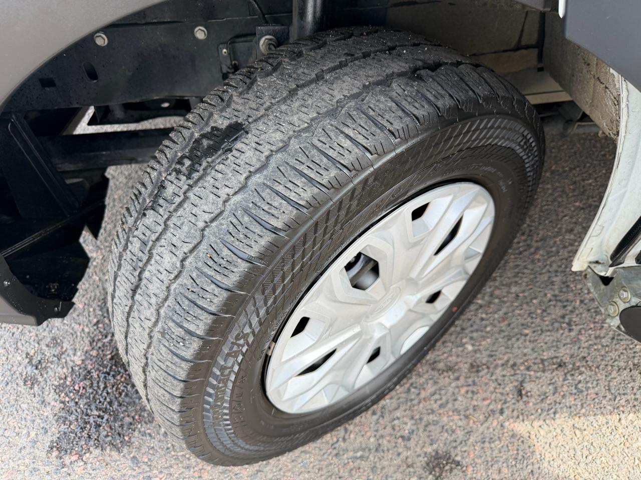 Ford Transit Cargo Van T-250 130" Low Rf 9070 GVWR RWD 2023