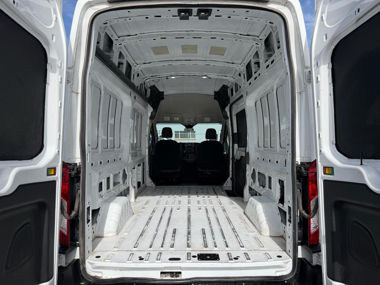 Ford Transit Cargo Van T-250 148" Hi Rf 9070 GVWR RWD 2023