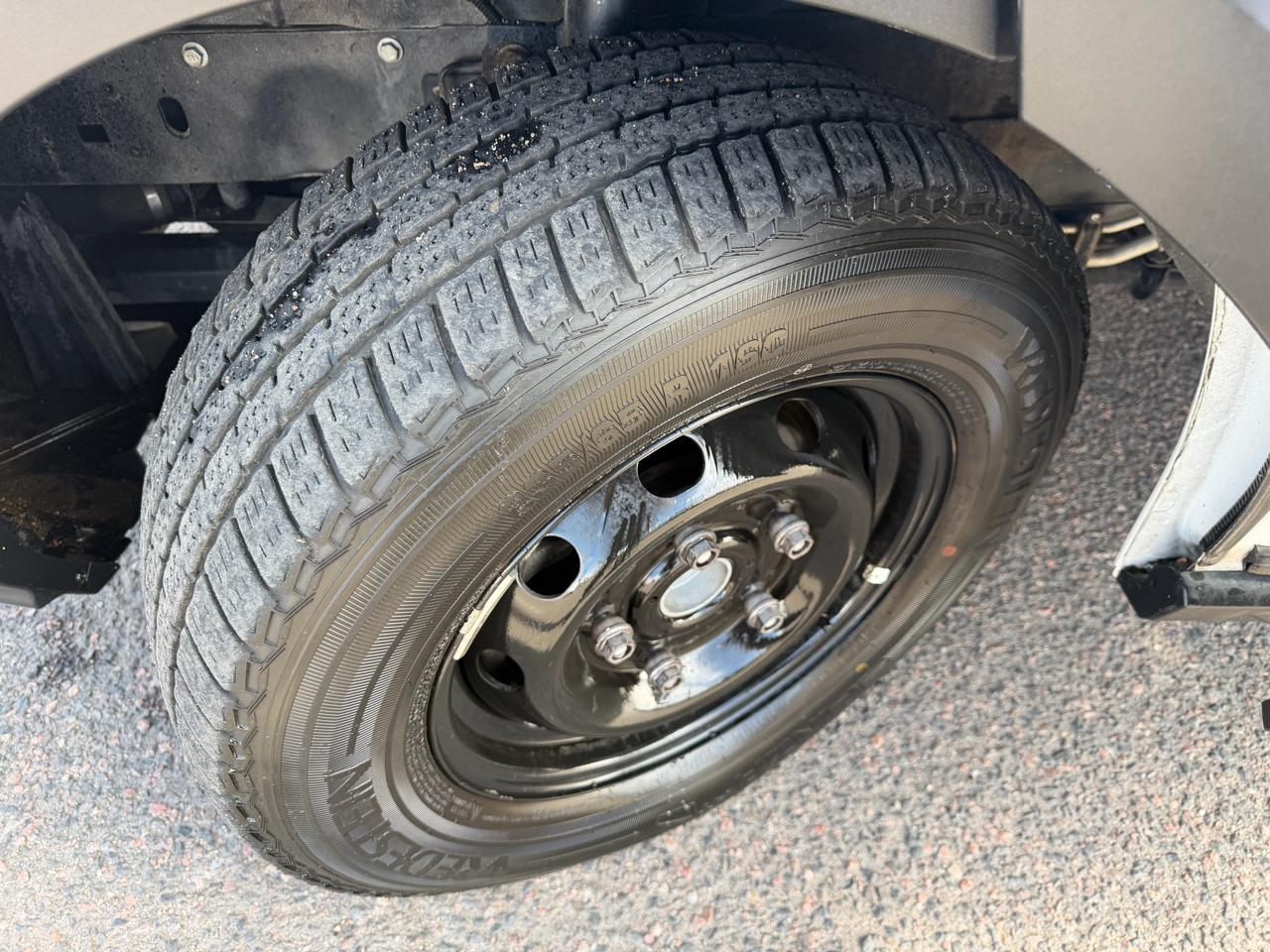 Ford Transit Cargo Van T-250 148" Hi Rf 9070 GVWR RWD 2023